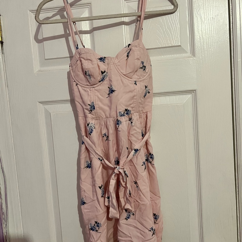 Abercrombie & Fitch Light Pink Floral Dress